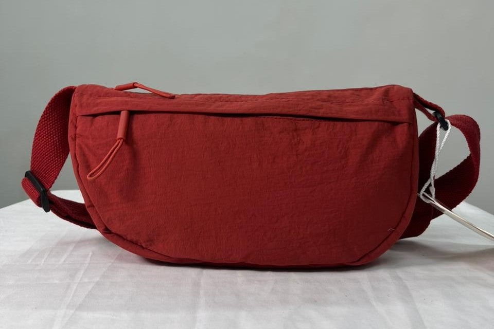 Unisex Waterproof Nylon Sling Bag